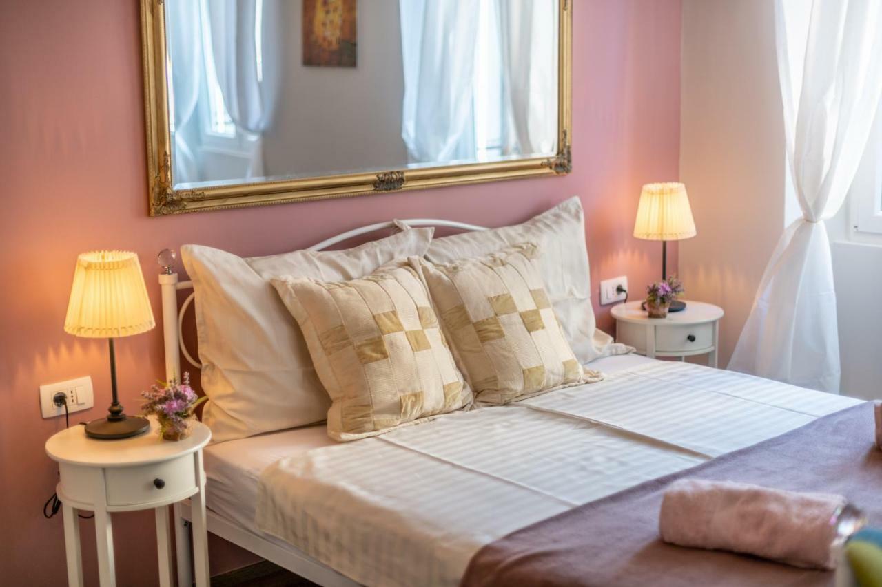 Old City Romantic Studios 3 พูลา ภายนอก รูปภาพ