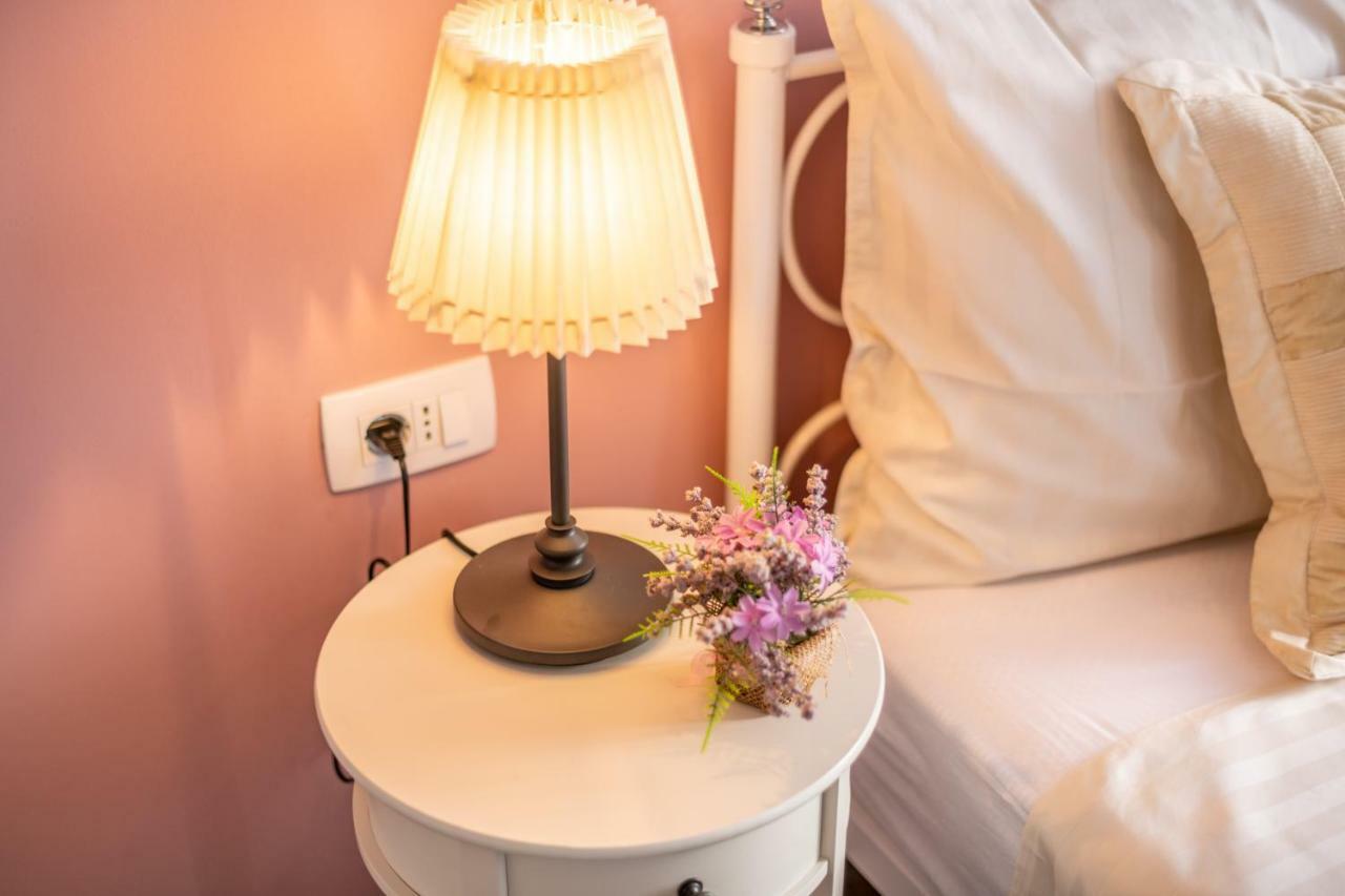 Old City Romantic Studios 3 พูลา ภายนอก รูปภาพ